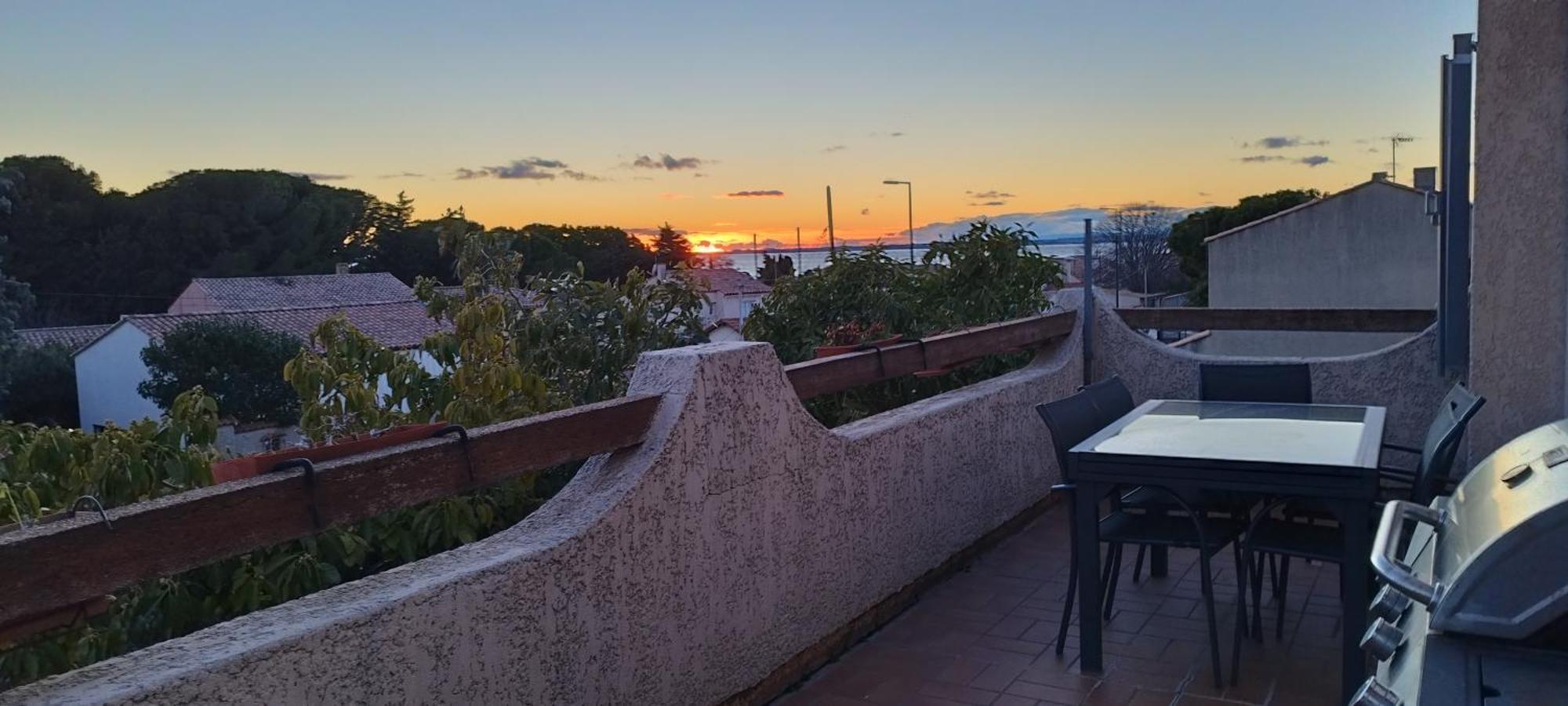 Appartement T3 Spacieux Avec Vue Sur L'Etang De Thau Au 1Er Etage D'Une Villa - Entree Independante سُت المظهر الخارجي الصورة
